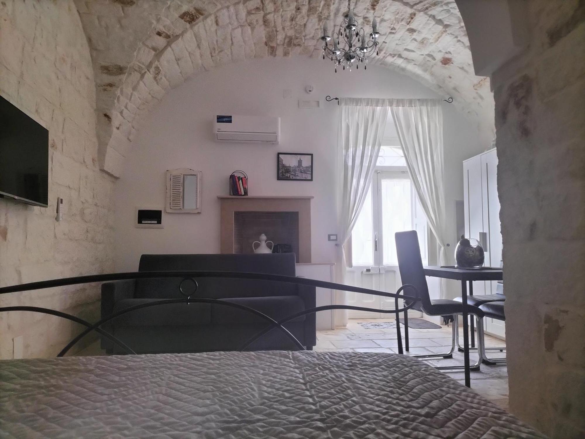 Hotel Le Tre Alcove à Ceglie Messapica Extérieur photo